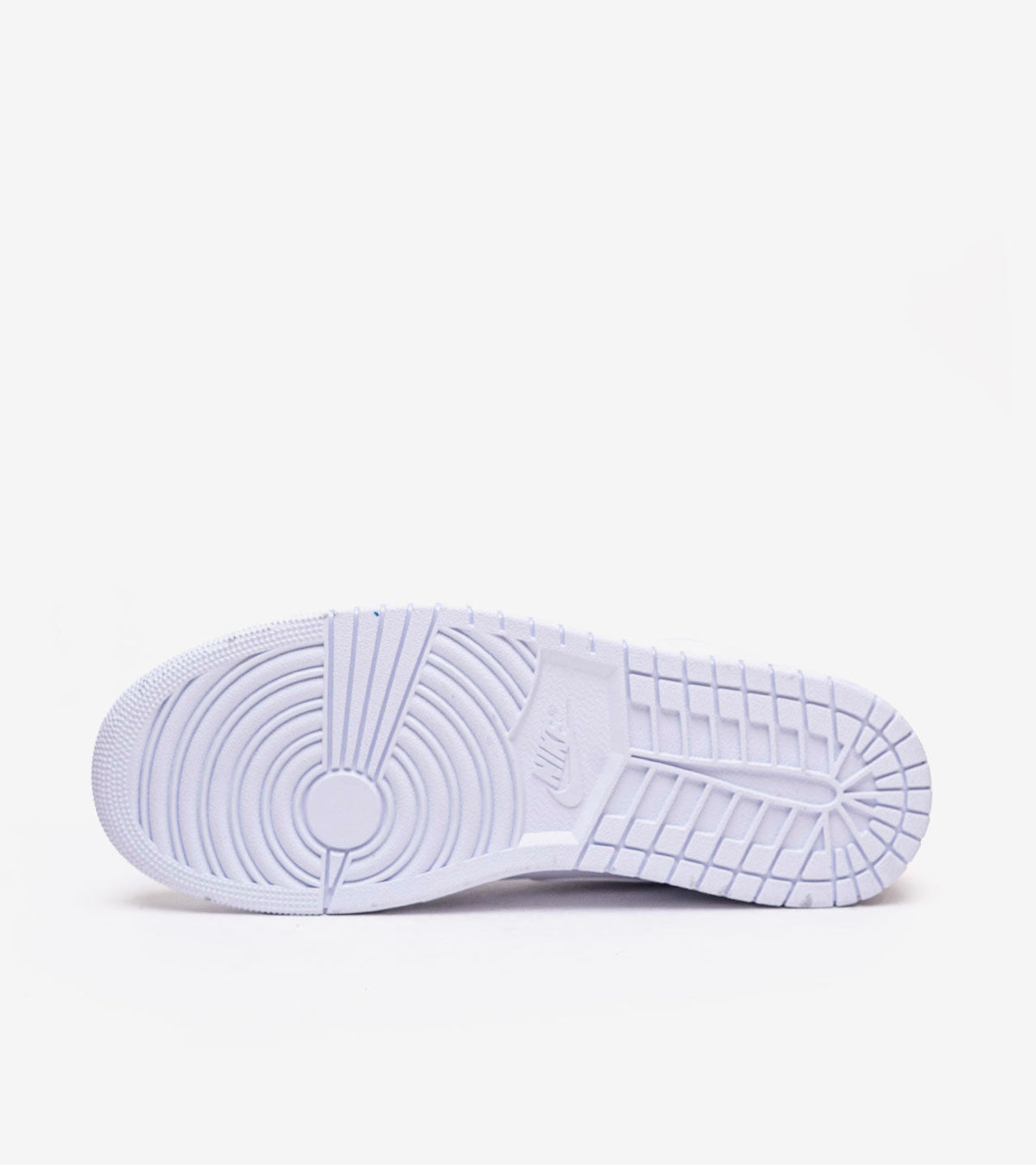 Air Jordan 1 Mid Triple White (2022) — Sneaker Toute Blanche