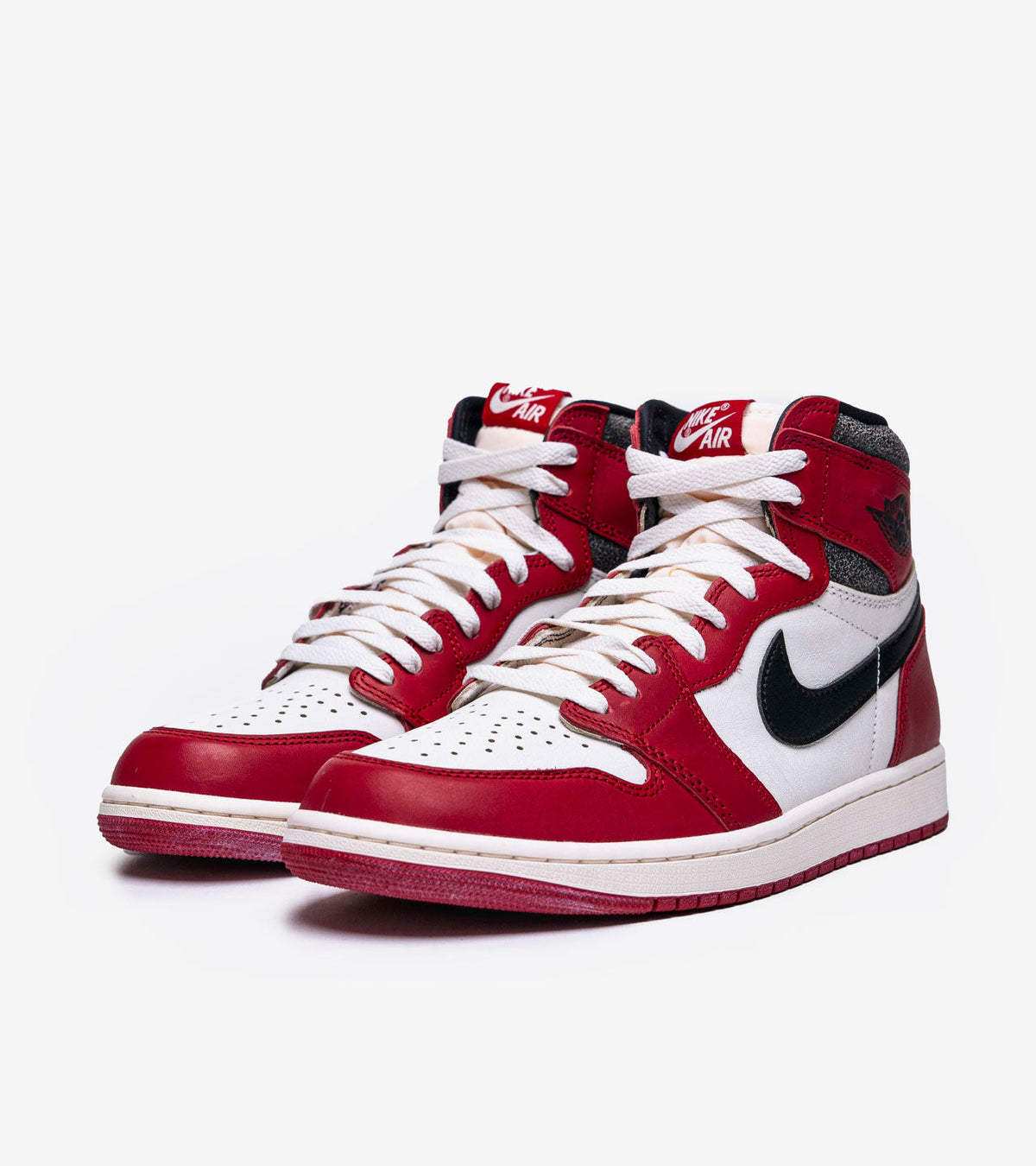 Air Jordan 1 Retro High OG — Chicago Lost and Found