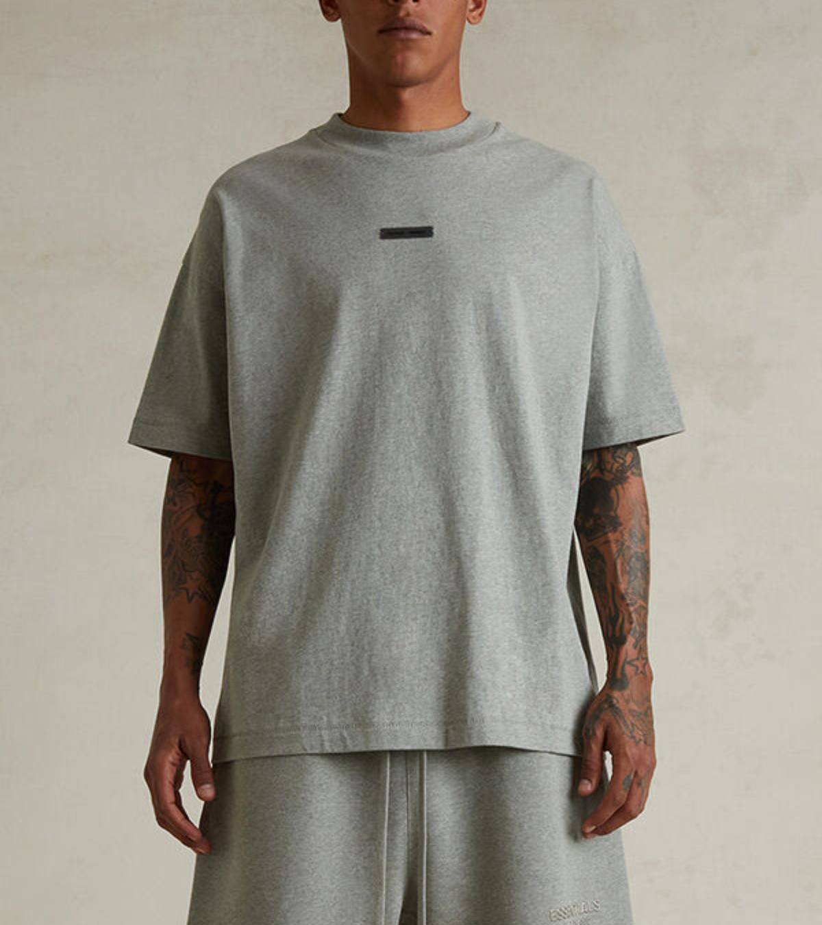 Fear of God Essentials Classic Tee « Concrete Heather »