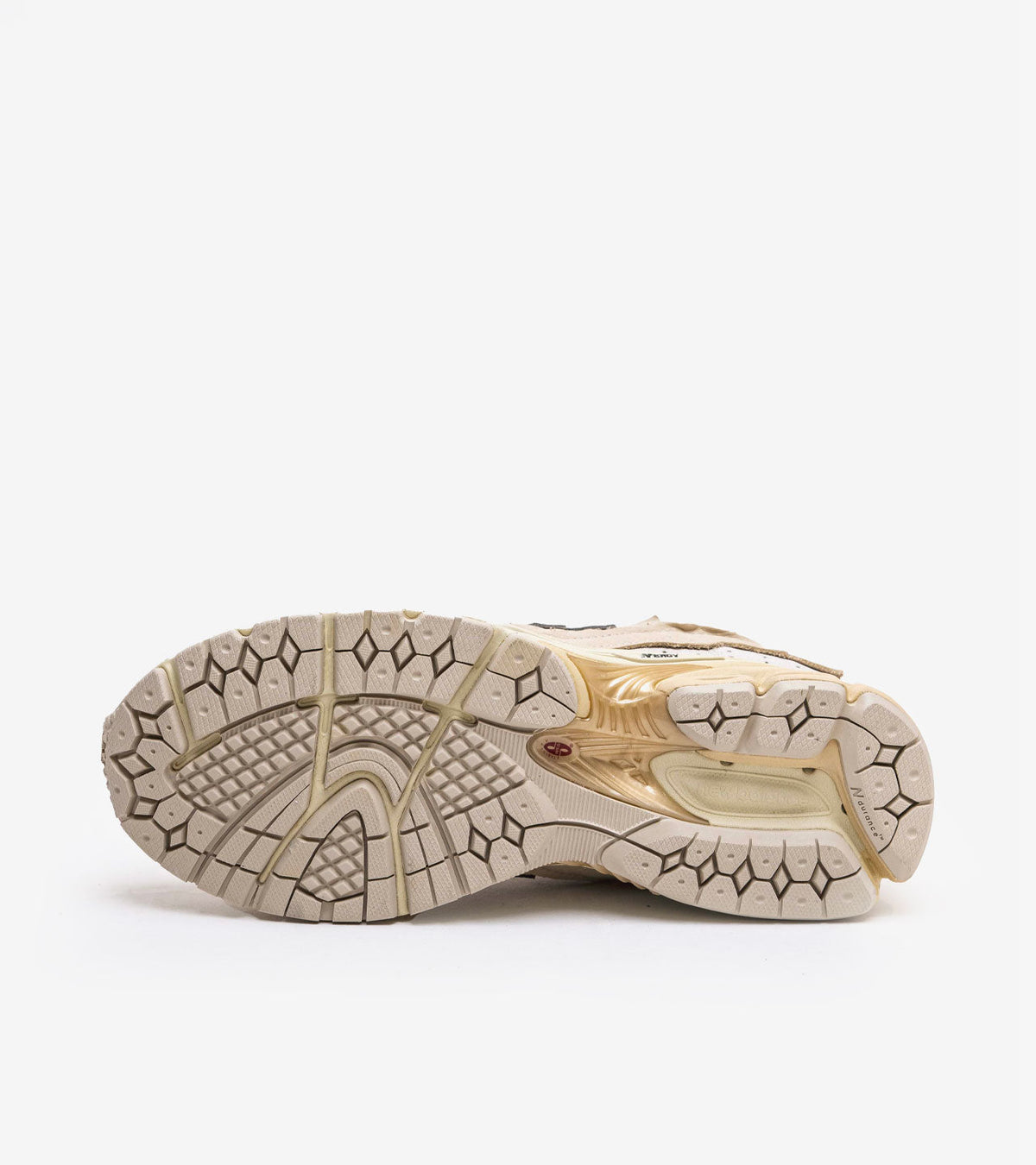 New Balance 2002R Protection Pack Sandstone — Moins de 200€
