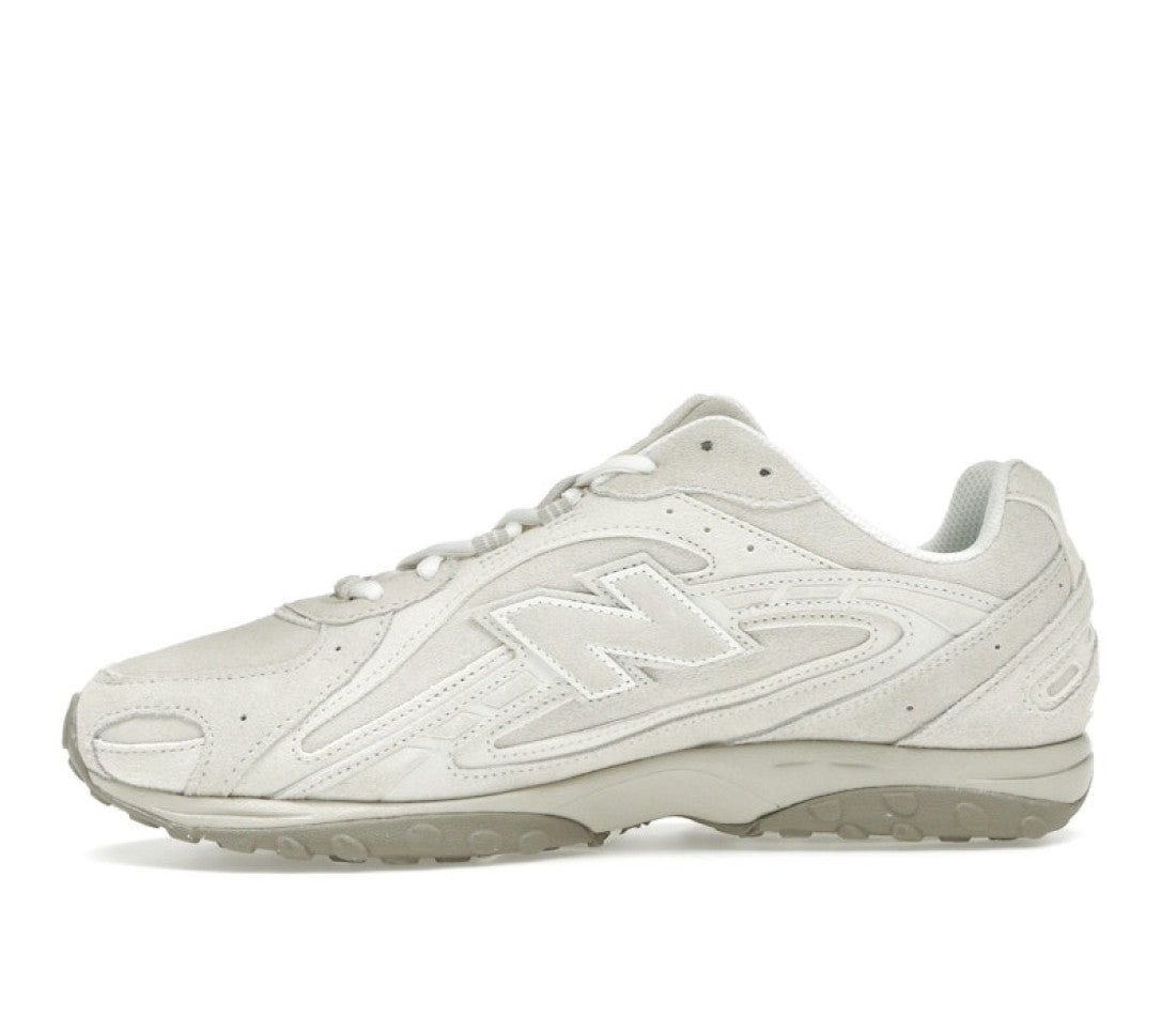 New Balance 204L Timberwolf — Sneaker Lifestyle Suède Cream & Beige (U204LMMC)
