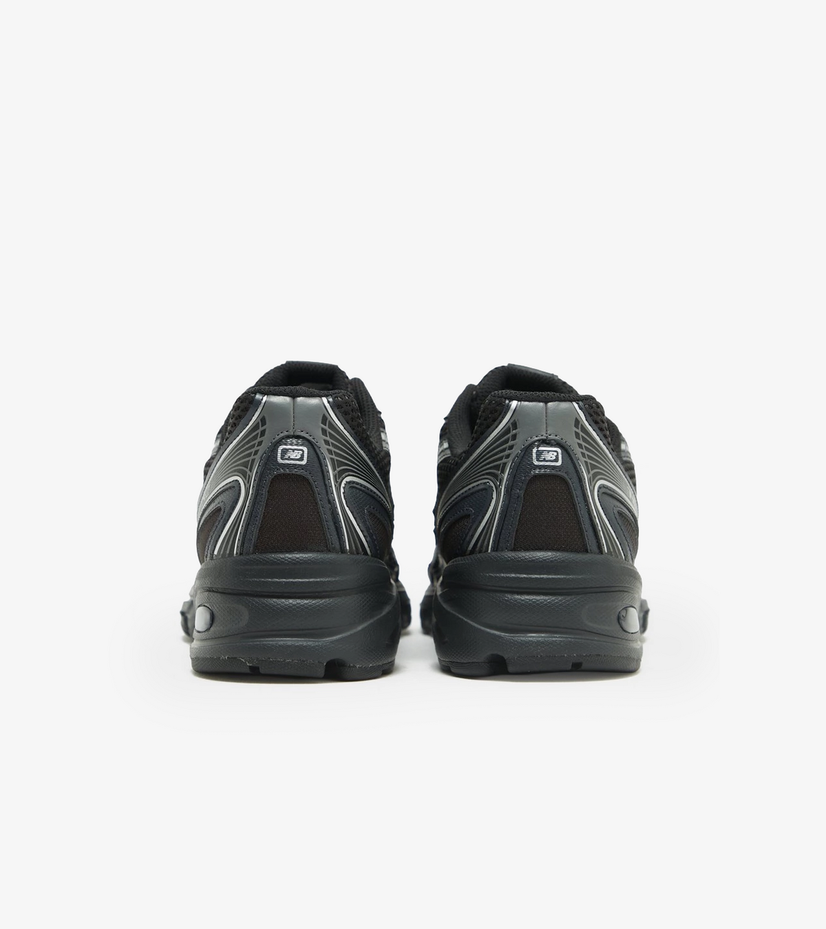 New Balance 740 Black Silver Metallic (GS) – Moins de 100€