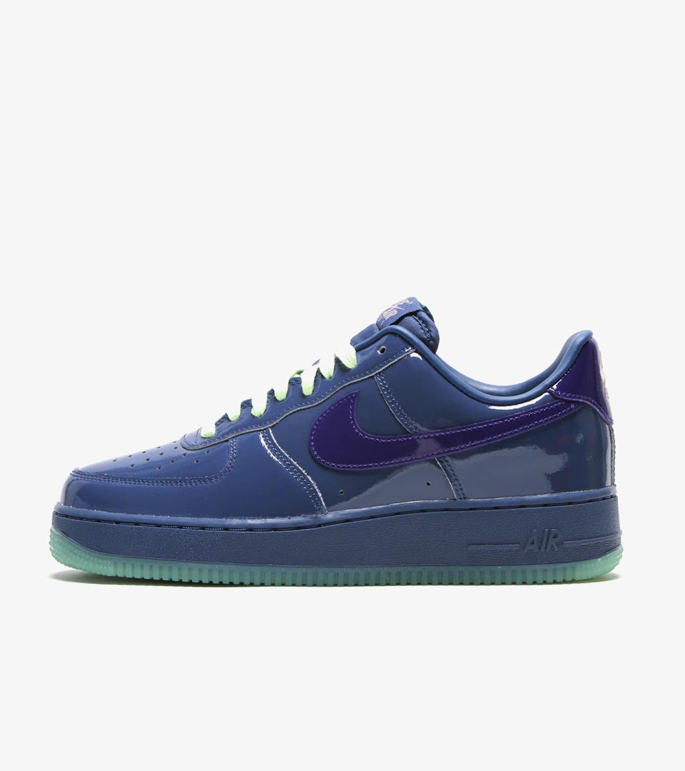 Nike Air Force 1 Low Patent Leather – Mystic Navy / Grape Ice – Moins de 200 €