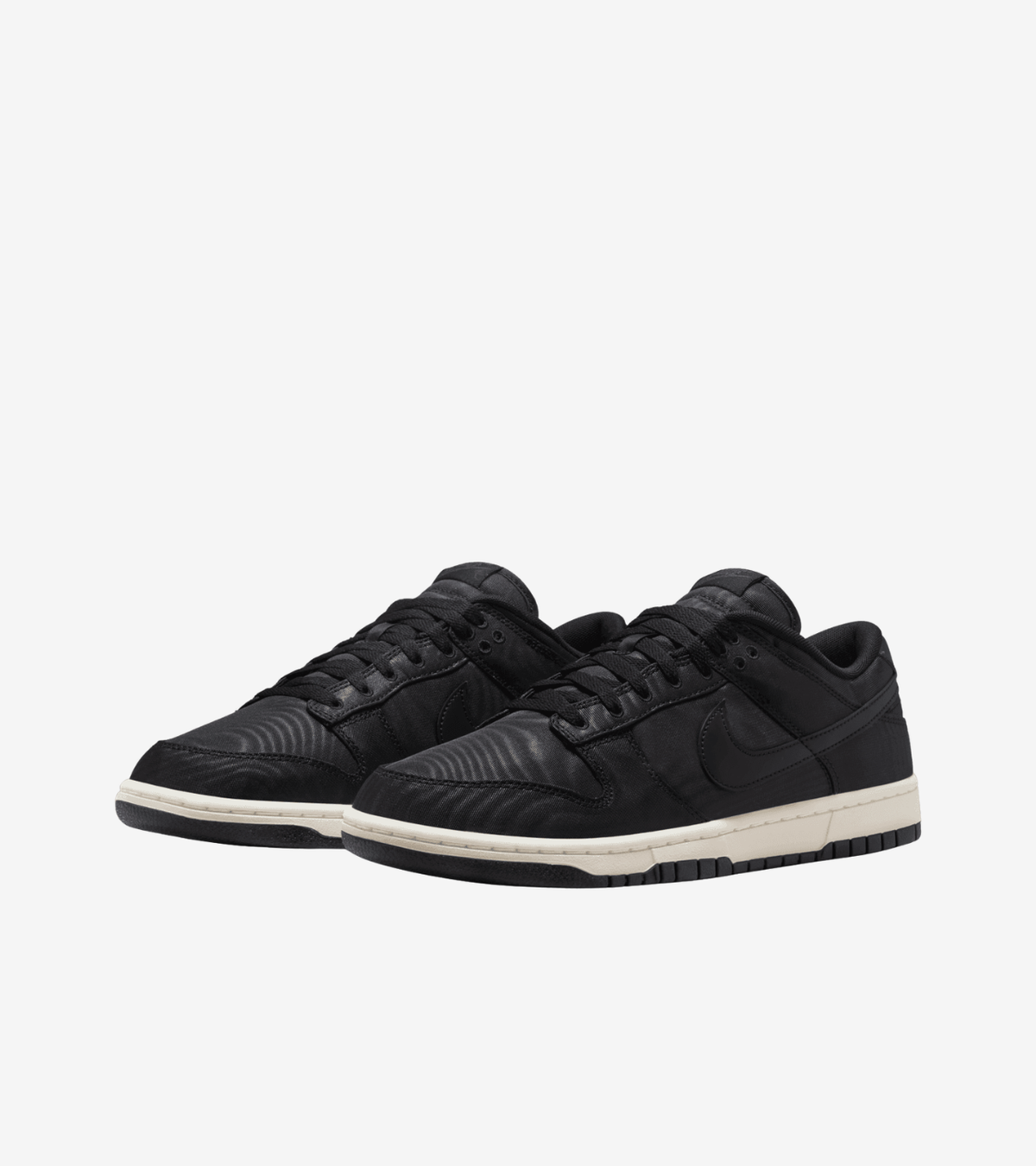 Nike Dunk Low 'Black Canvas' — Moins de 200€