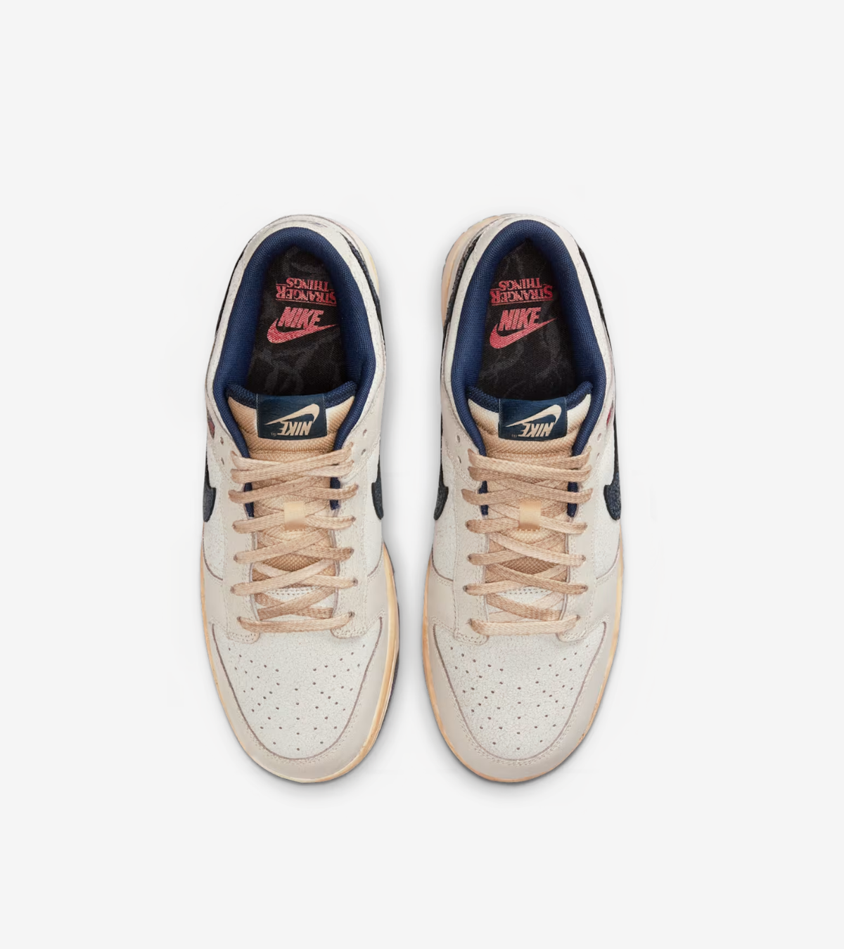 Nike Dunk Low x Stranger Things « Phantom » — Moins de 200€