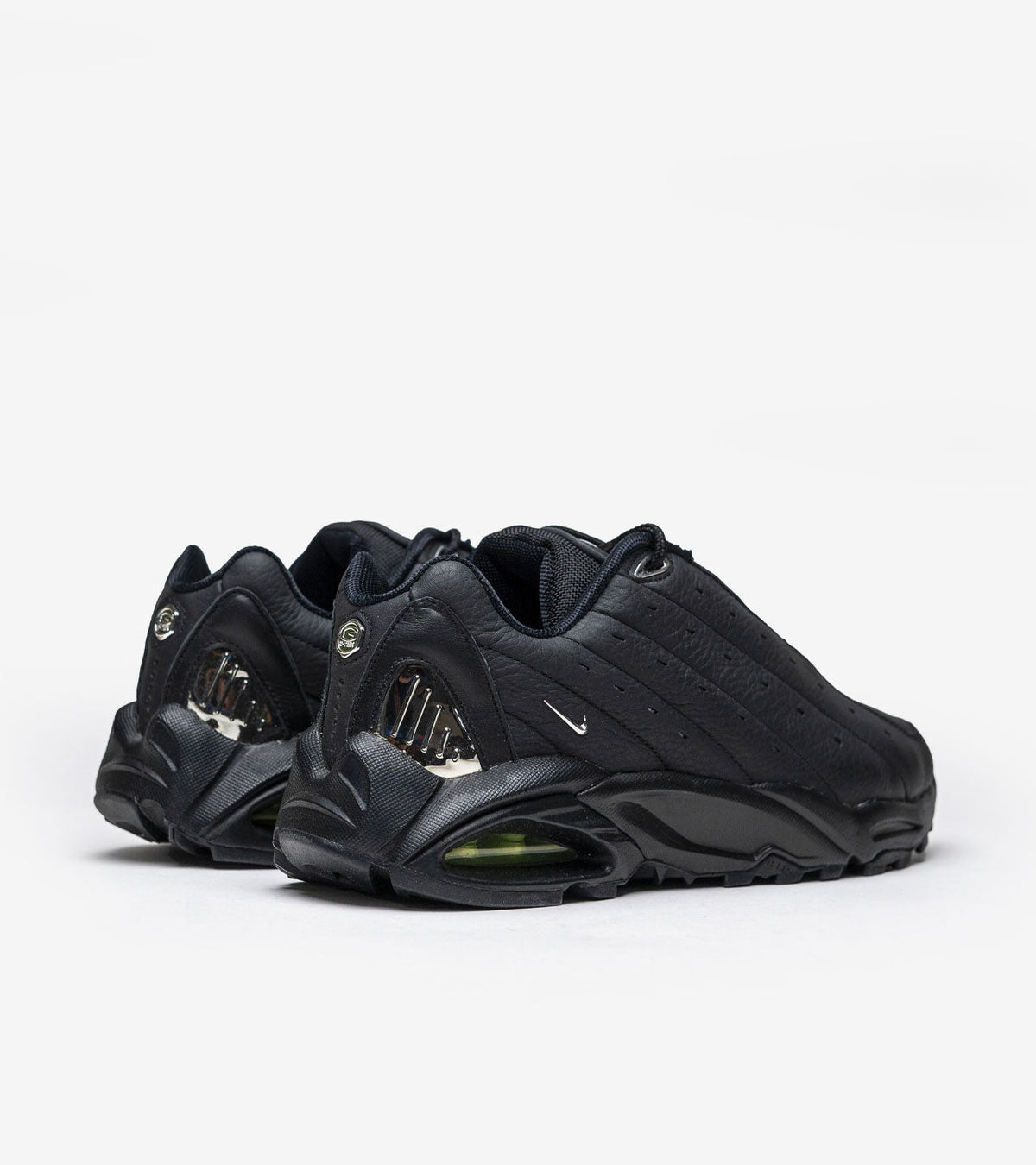 Nike Hot Step Air Terra NOCTA Triple Black — Moins de 200€