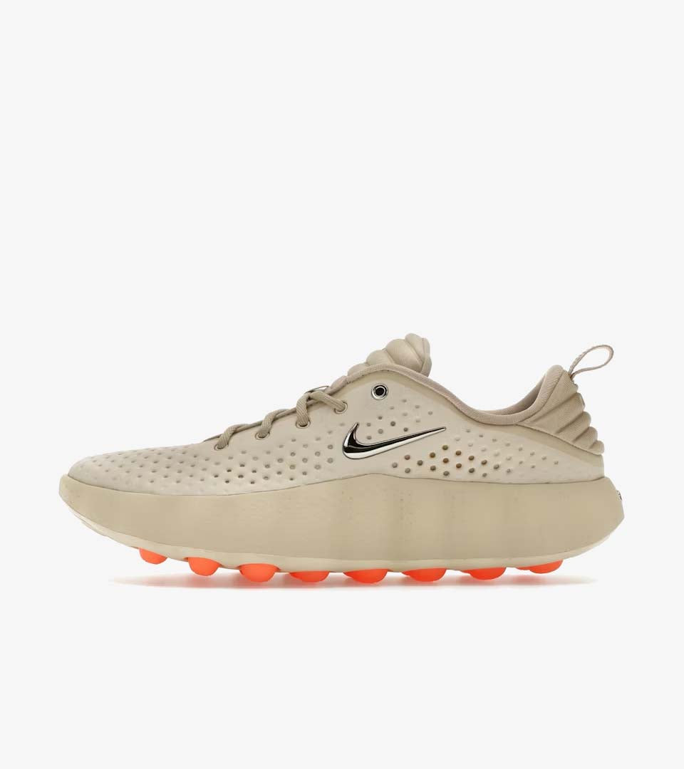 Nike Mind 002 — Light Khaki / Hyper Crimson