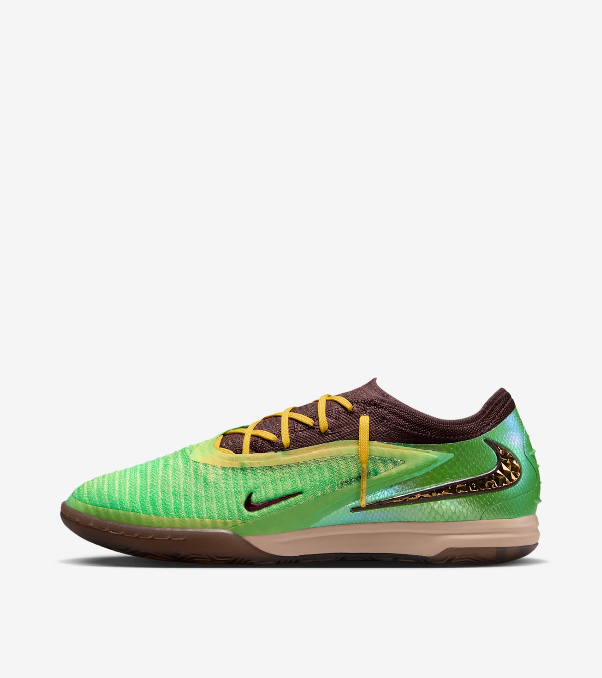 Nike Phantom 6 Low Elite IC SE × Travis Scott – Édition Spéciale Moins de 100€