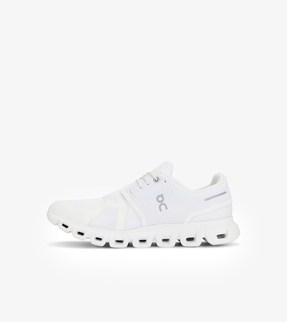 On Running Cloud 6 – All White – Sneaker Quotidien Moins de 200€