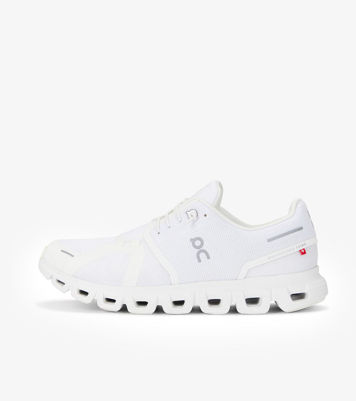 On Running Cloud 6 – All White – Sneaker Quotidien Moins de 200€
