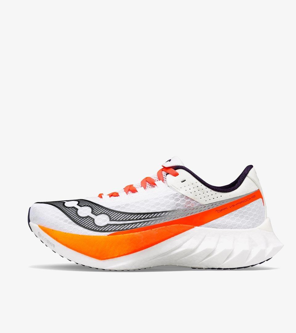 Saucony Endorphin Pro 4 – Chaussure de Running Compétition (White / Vibrant Orange)