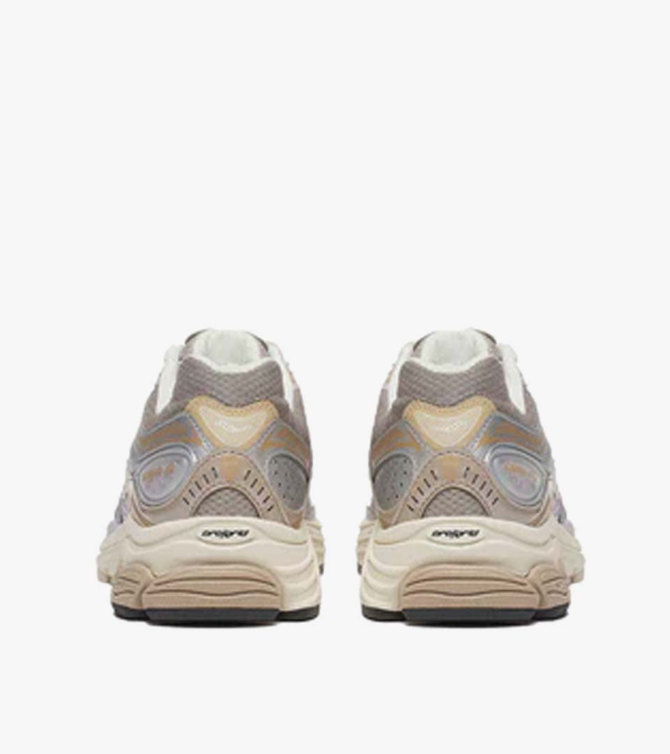 Saucony ProGrid Omni 9 – Sneaker Autres Marques Grey / Lilac