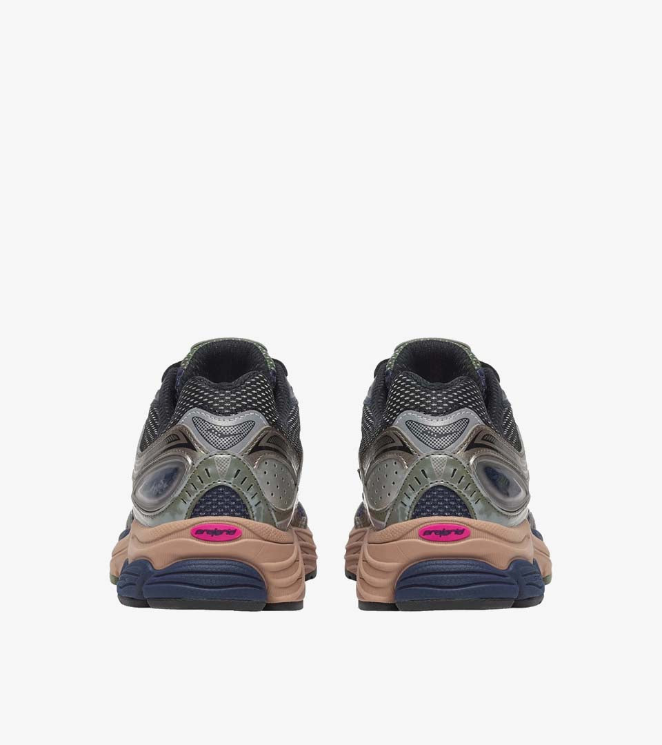Saucony ProGrid Omni 9 — Sneaker "Blue Brush" Rétro-Running