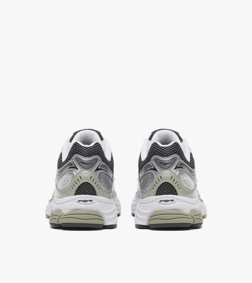 Saucony ProGrid Omni 9 – White / Sage – Sneaker Rétro-Running