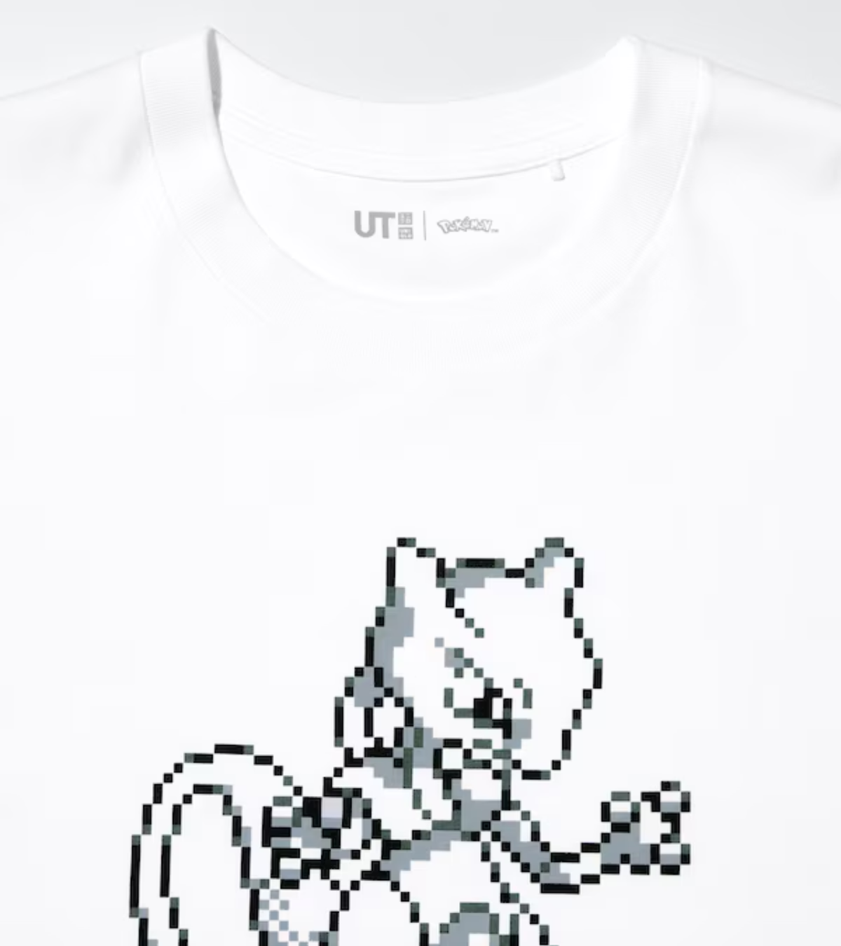T-Shirt Blanc Uniqlo x Pokémon 30ème Anniversaire – Moins de 200€