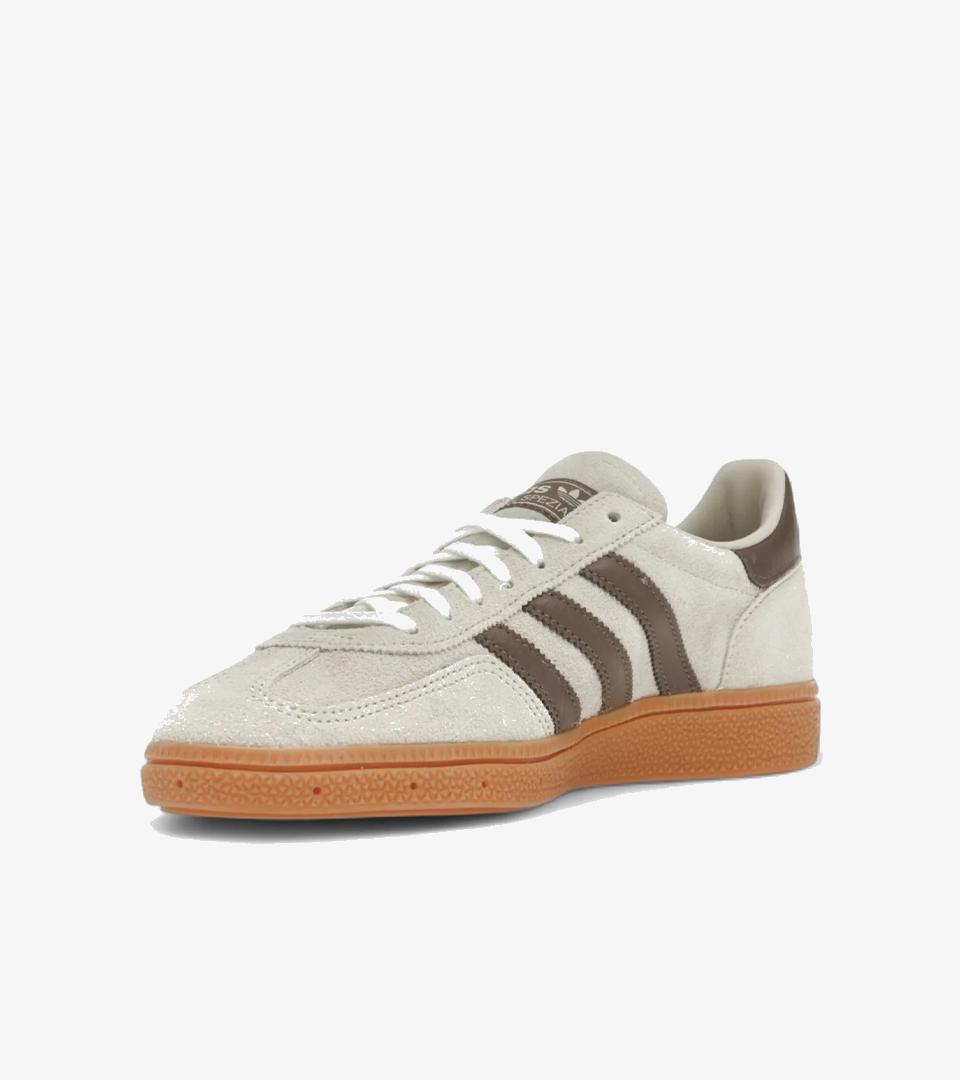 Adidas Handball Spezial « Earth Strata » Off-White Gum (Femme) — IF6490
