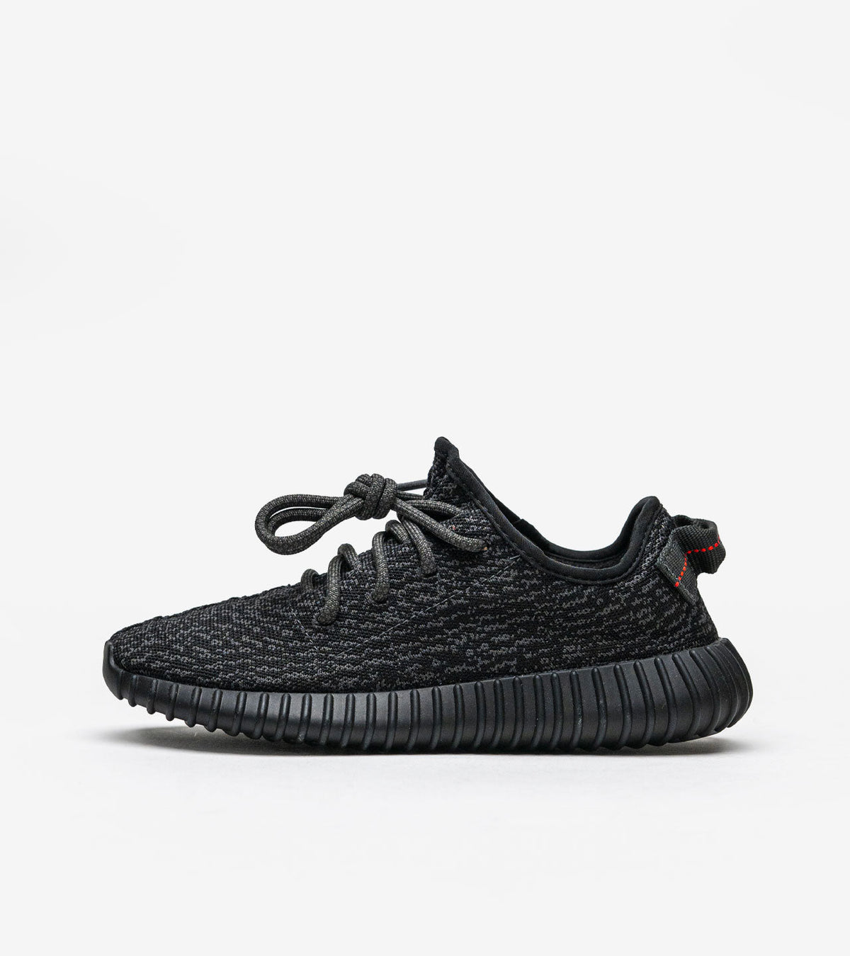 Adidas Yeezy Boost 350 V1 « Pirate Black » – Réédition 2023