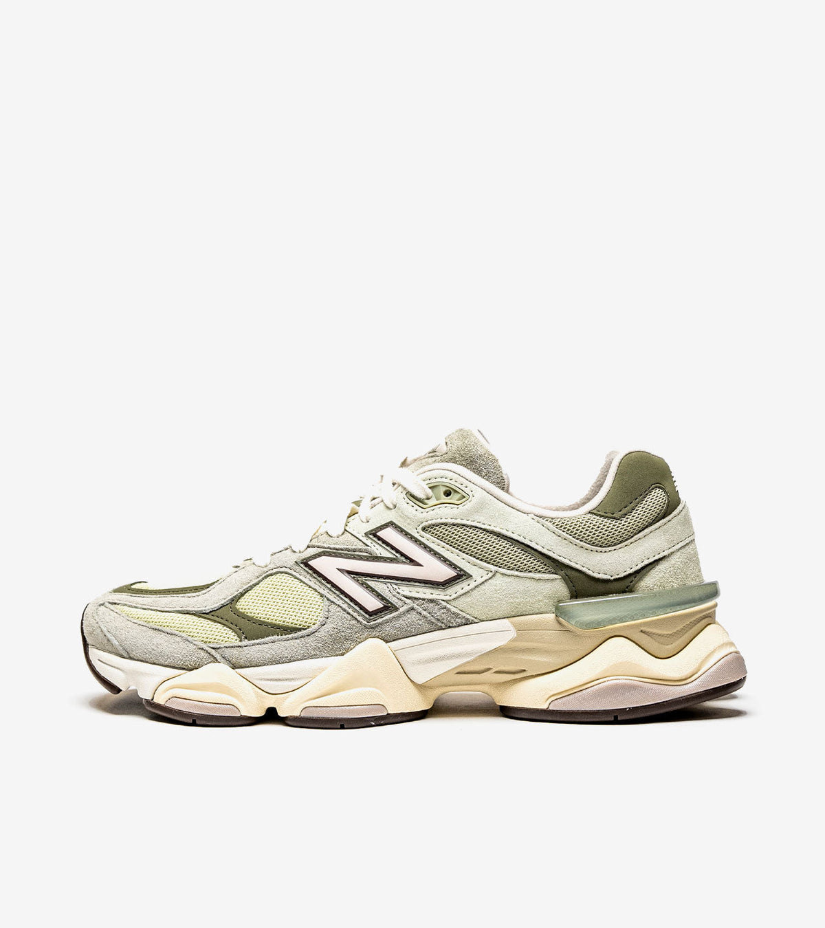 New Balance 9060 Olivine – Coloris Vert Discret (U9060EEC) – Moins de 200€