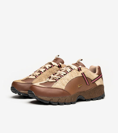 Nike Air Humara LX x Jacquemus — Ale Brown Gold (Femme)