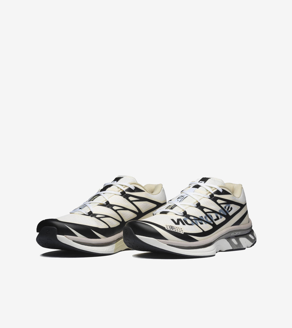 Salomon × MM6 Maison Margiela XT-MM6 – Coloris Vanilla Ice